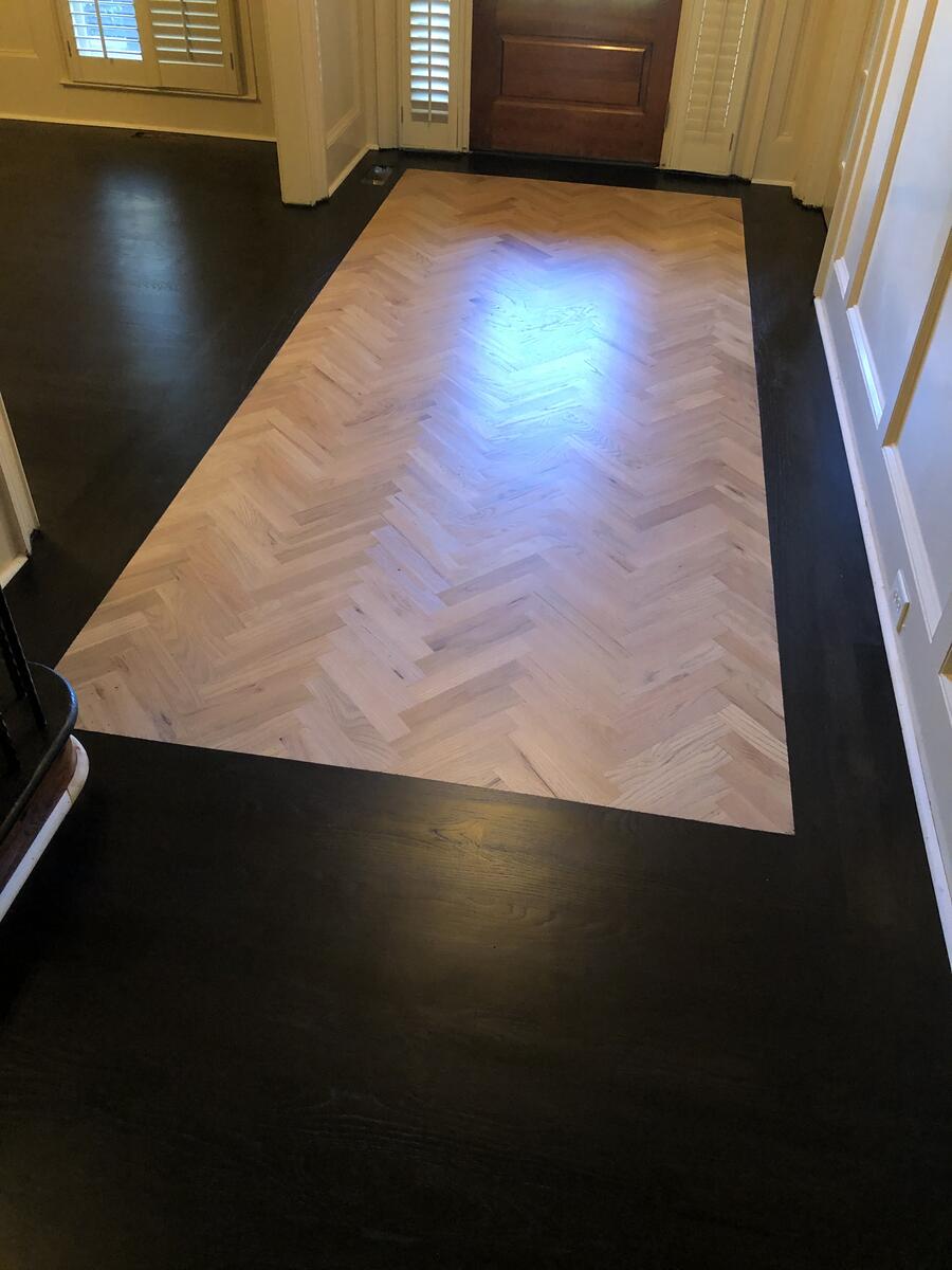 Herringbone hardwood floor pattern